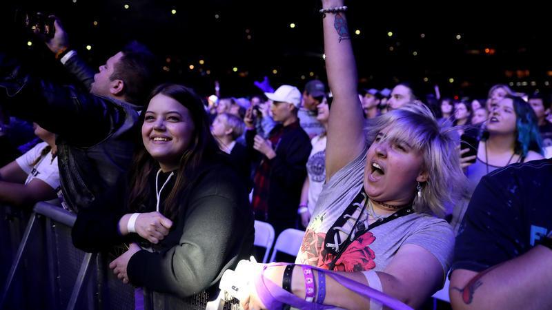 Chicago Tribune photo of Kayla at Wrigley Field, September 8, 2018